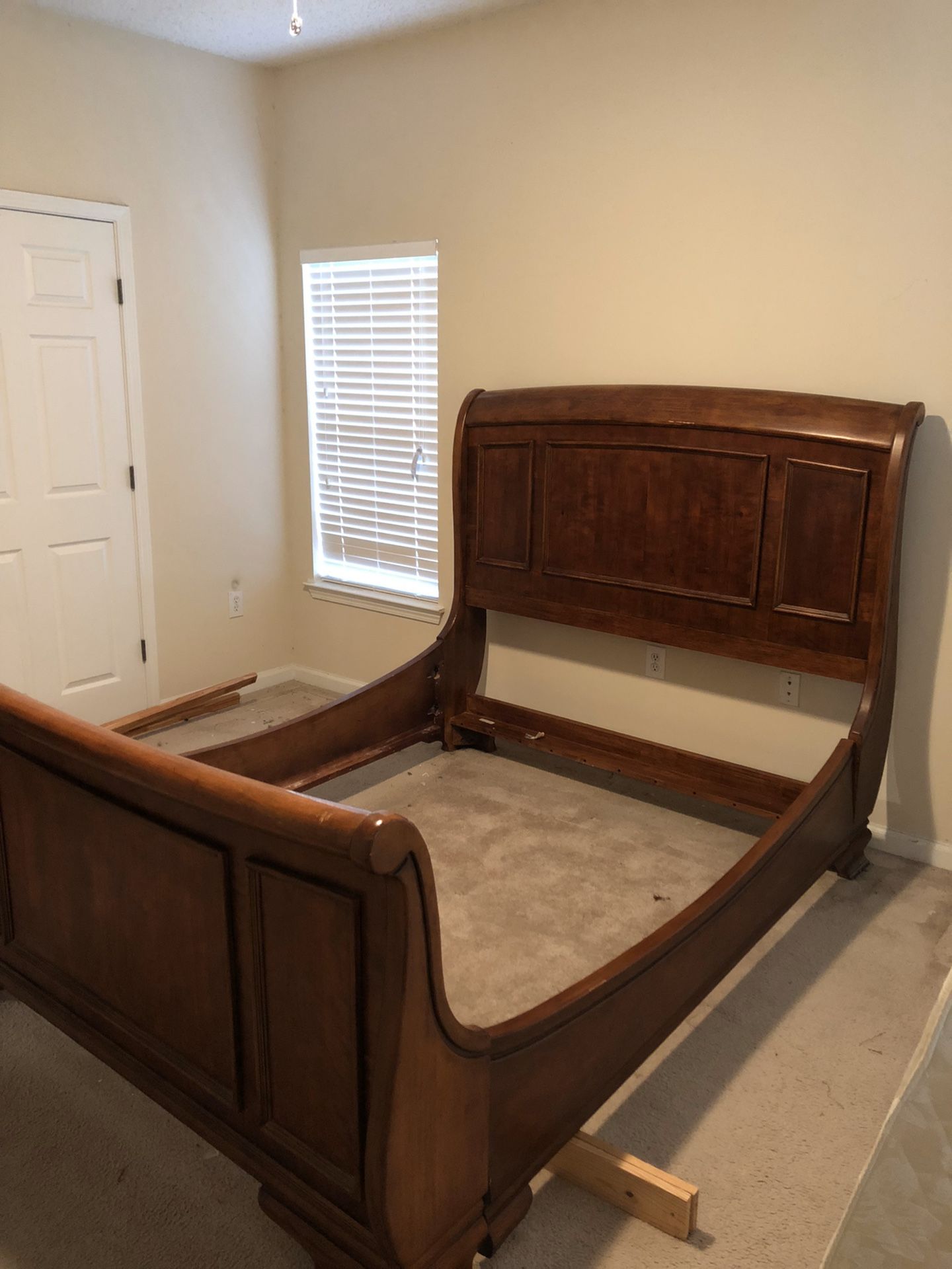 Haverty’s Bernhardt Furniture Sets (Bedroom and Living Room) for Sale