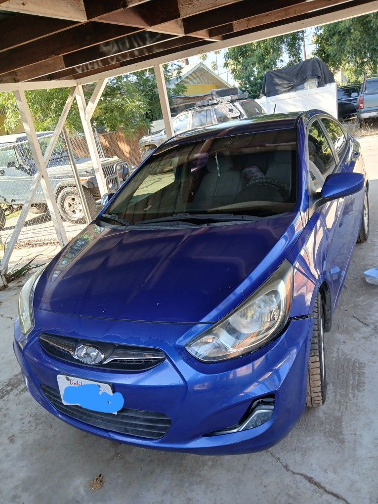 2012 Hyundai Accent