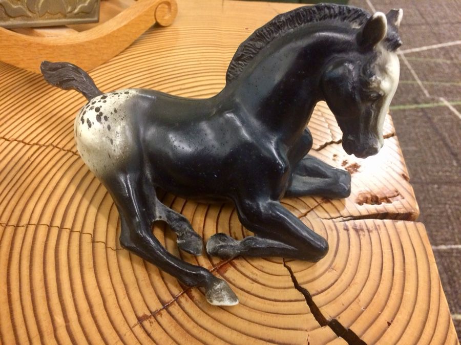 Old collectible Breyers Brand Horse Statue 🐎