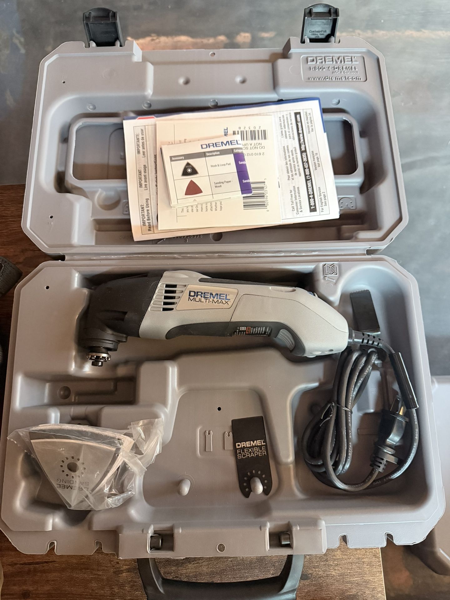 DREMEL MULTI-MAX 3.5AMP OSCILLATING TOOL WITH ACCESSORIES