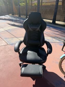 Gaming chair