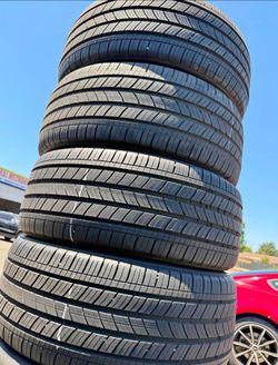 235/45/18 Michelin Selling a set of 4 tires in excellent condition 🫡