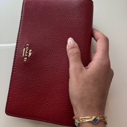 Luxury Coach Mini Leather Bag – Never Used red color small size.