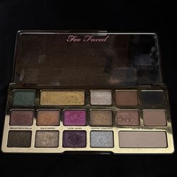 Too Faced chocolate Bar Gold  eye shadow