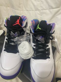 multipe men sneakers