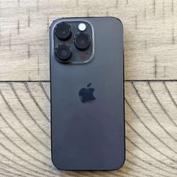 IPhone 15 Pro Unlocked / Liberado 👌 (Different Colors Available)