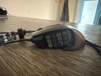 Corsair Scimitar Gaming Mouse