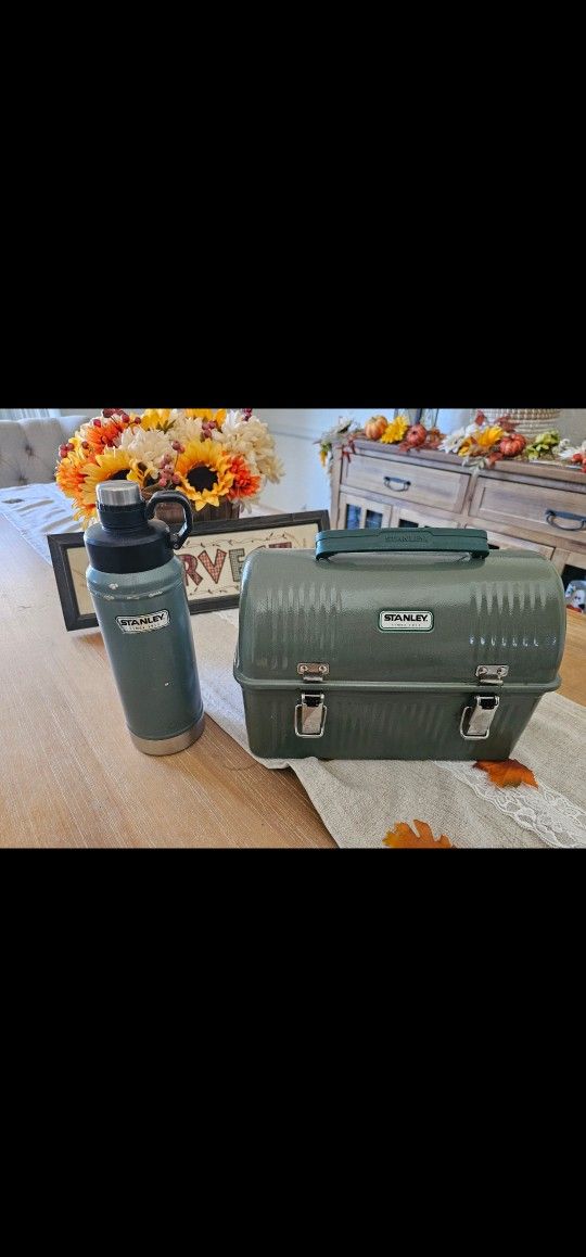 Stanley Lunch Box And Thermos 