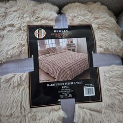King Faux Fur Blanket