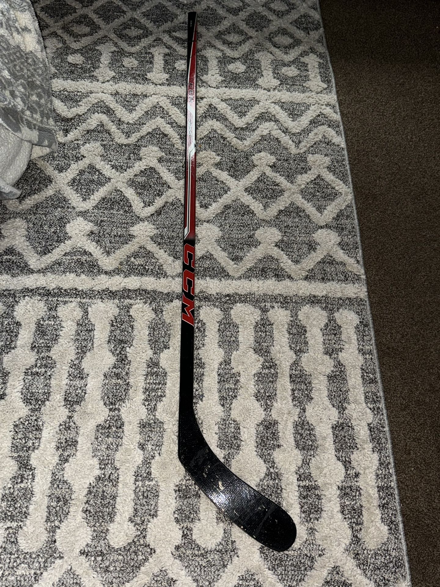 CCM P19 255 Senior Flex Ryan Nugent Hopkins Hockey Stick Model Right Handed Used