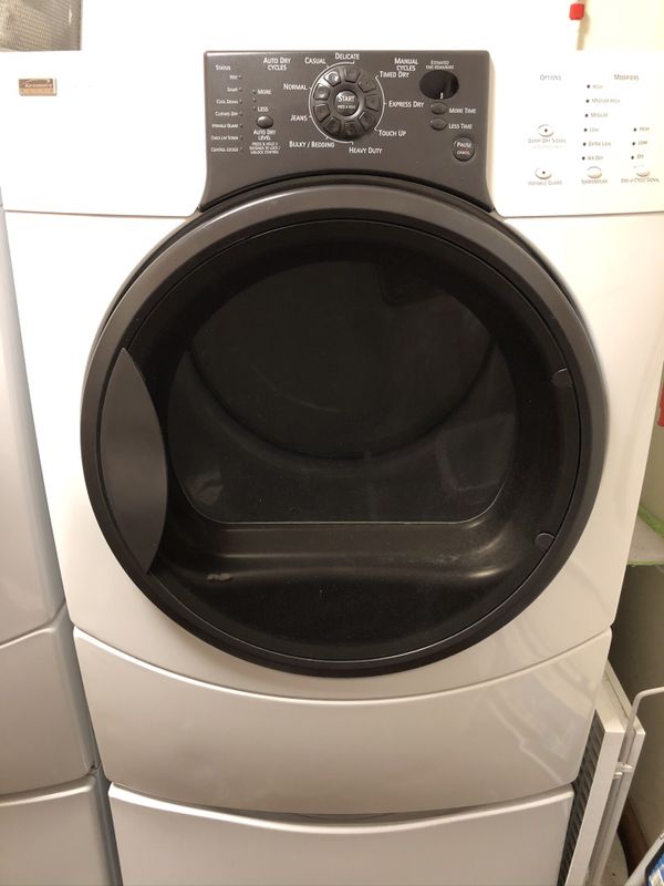 Kenmore Elite HE4 electric clothes dryer for Sale in Bloomfield, CT