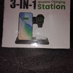 3 In 1 Wireless Charger 