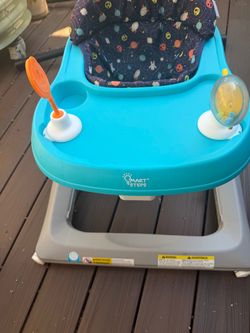 Smart Steps Trend Activity Walker and Entertainer