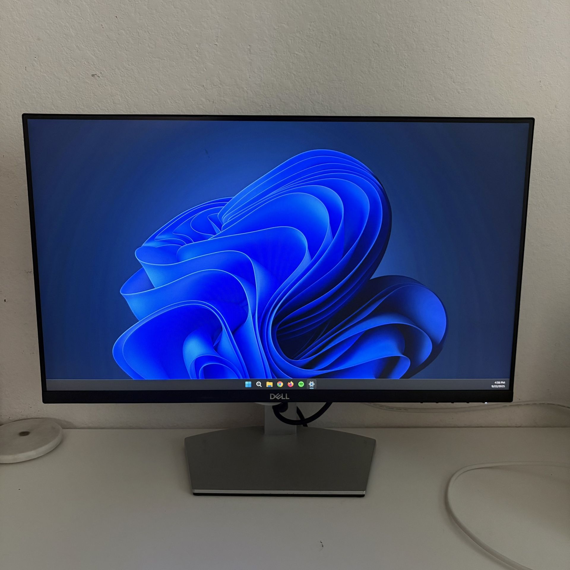 Dell Monitor 24” 100hz