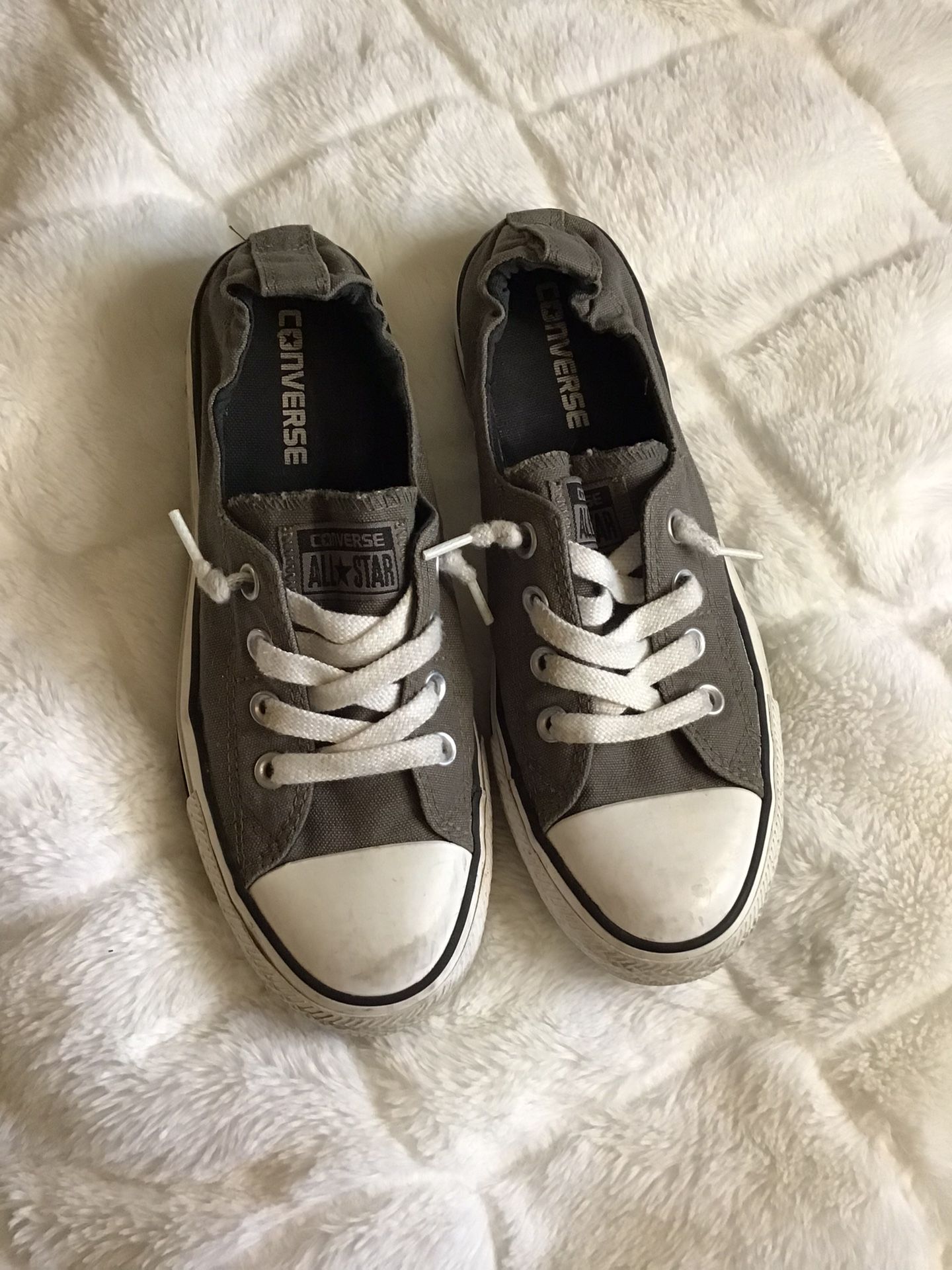 CONVERSE GRAY SNEAKERS SIZE 8