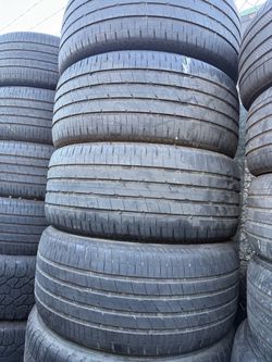 Vendo 255/40/R20 las 4 llantas Goodyear por $160
