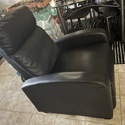 Massage/Recliner Chair