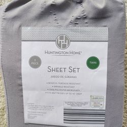 Sheet set Huntington Home 3 piece  twin size
