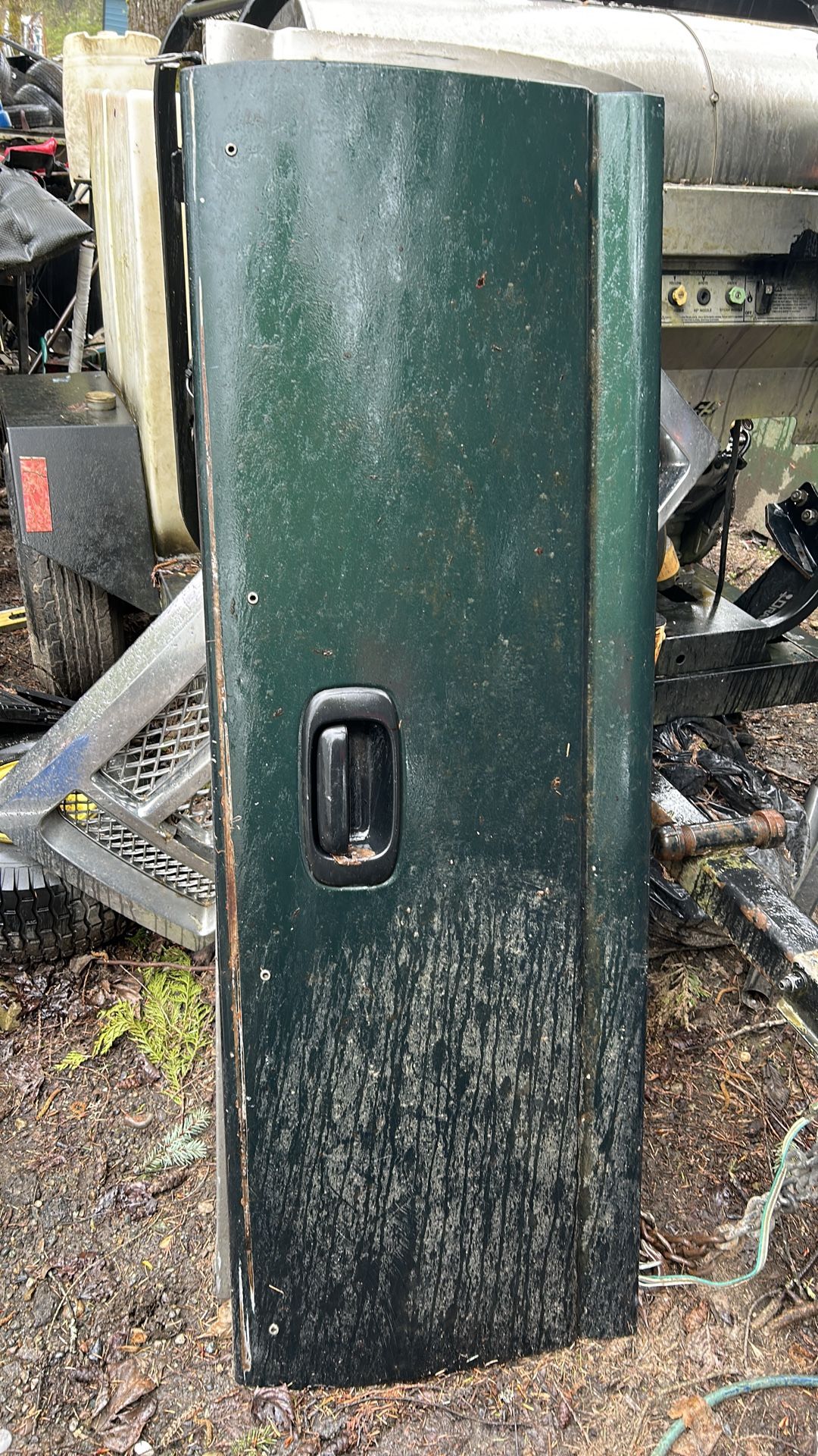 99-07 Chevy Silverado or GMC TAILGATE full-size