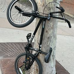 BMX BIKE 