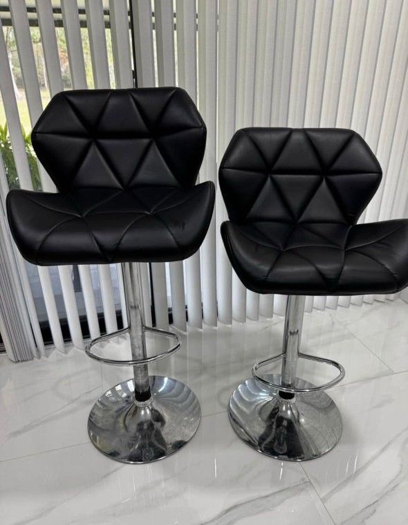 Black Swivel Bar Stool (2)
