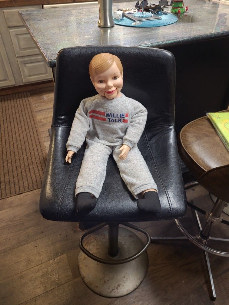 vintage Willie Talk puppet/ventriloquist dummy fantastic condition!!