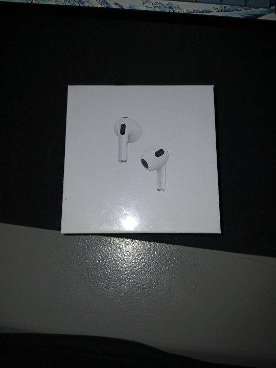 Airpods 3rd Generation ( Magsafe Charging Case)