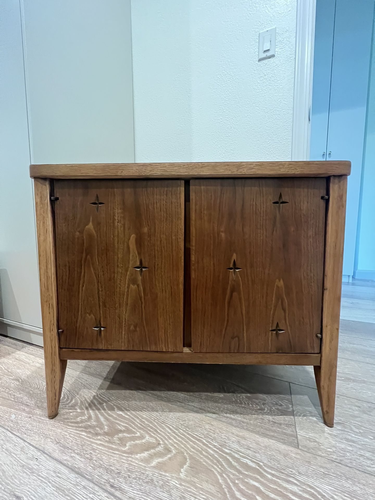 Vintage Broyhill Saga Mid Century Nightstand