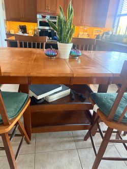 Dinning Room Table