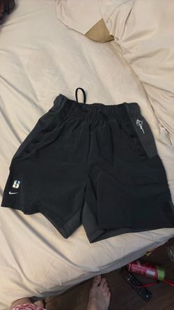 Black Nike shorts