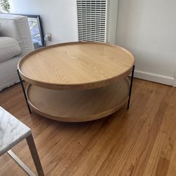 ☕ Solid Wood Round Coffee Table – $75 OBO