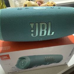 JBL Charge5 Waterproof Speaker
