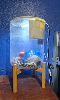 30$$ 3gallon fish tank