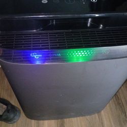 Honeywell Portable Indoor AC air purifyer