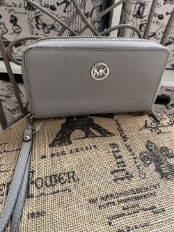 Michael Kors wristlet wallet