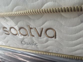 Queen Mattress Saatva