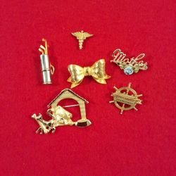 VINTAGE LOT OF 6 Brooches