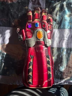 Iron man infinity gauntlet