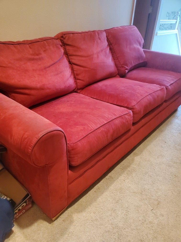 Red Couch High End With Fabric Protection