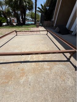 Adjustable Twin/Full Metal Bed Frame with Wheels – Sturdy & Ready to Move!
