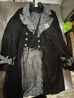 SPIRIT Vampire Coat MENS Size Large