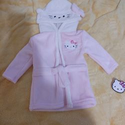 Hello Kitty Robe - New