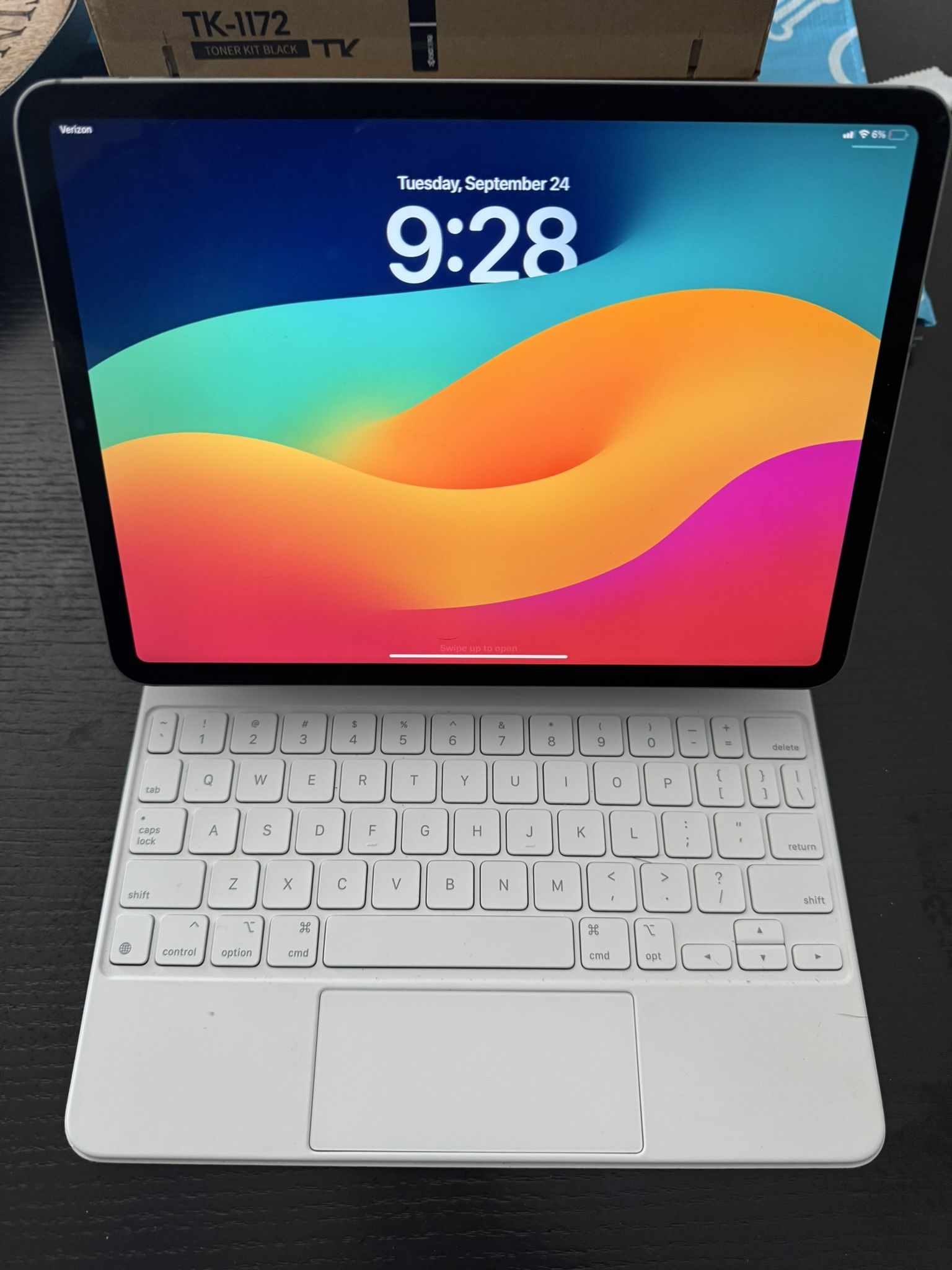 iPad Pro (2022) W/ Magic Keyboard & Cellular 128GB