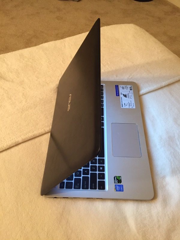 Asus laptop $550