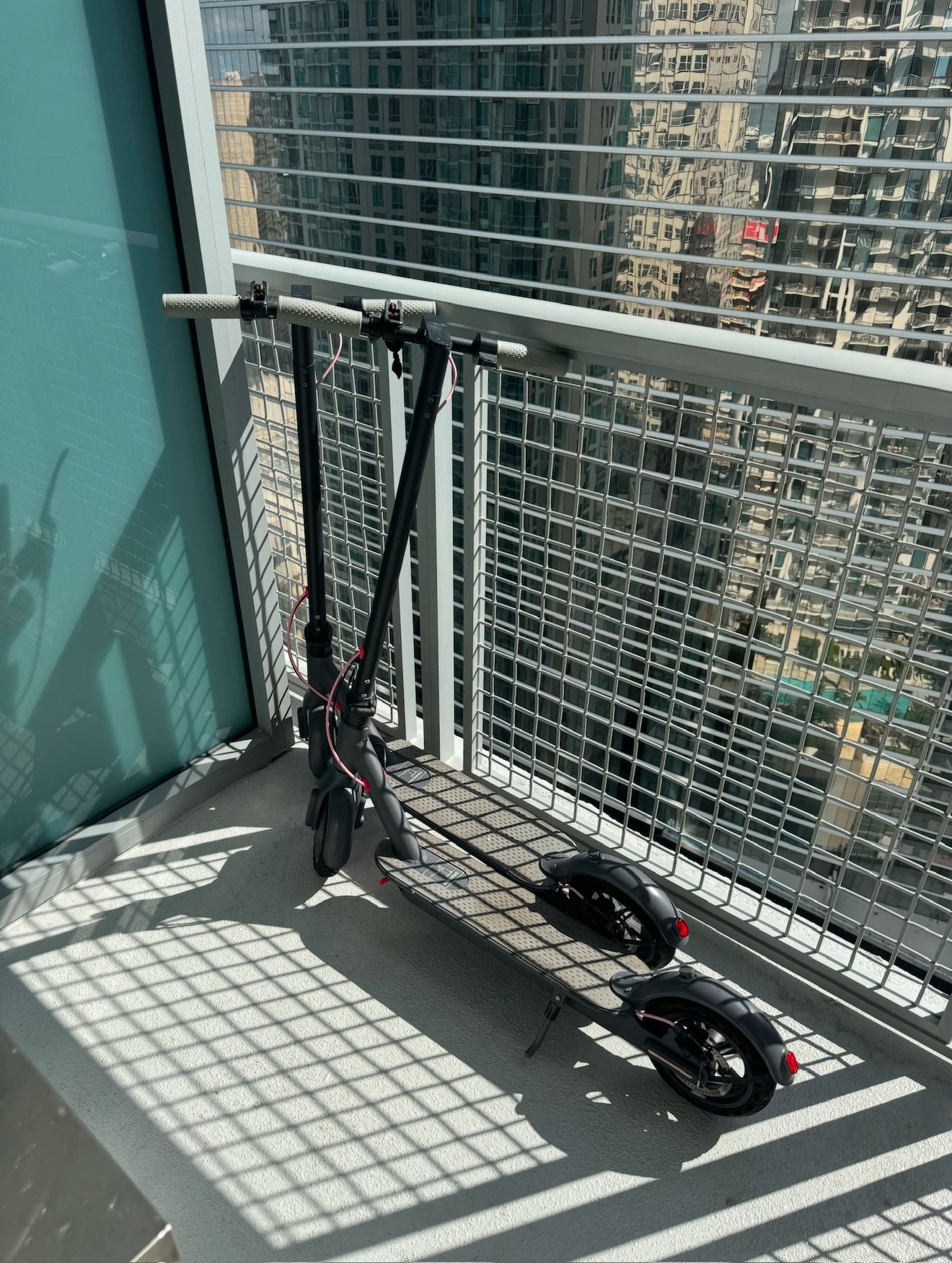 2 Electric Scooters