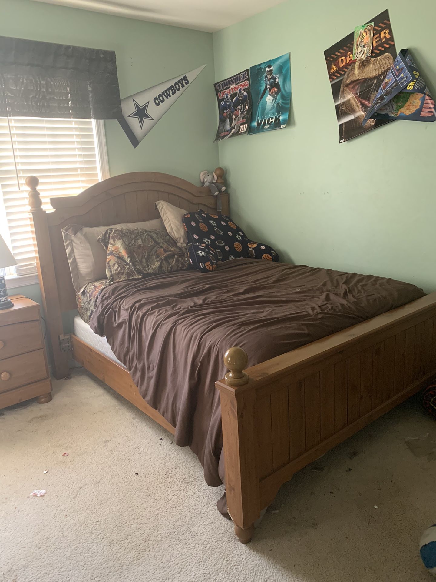 Full size Bedroom set ( mattress and box spring not included)