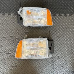 New 1995 Chevy Blazer Headlights