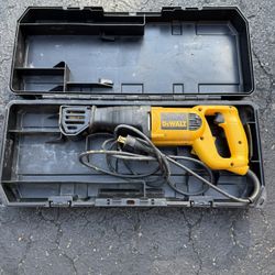 Dewalt DW304P Variable Speed Reciprocating Saw