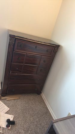 Dresser