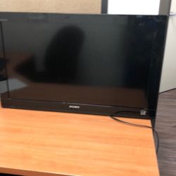 Sony TV NOT A SMART tv. $15